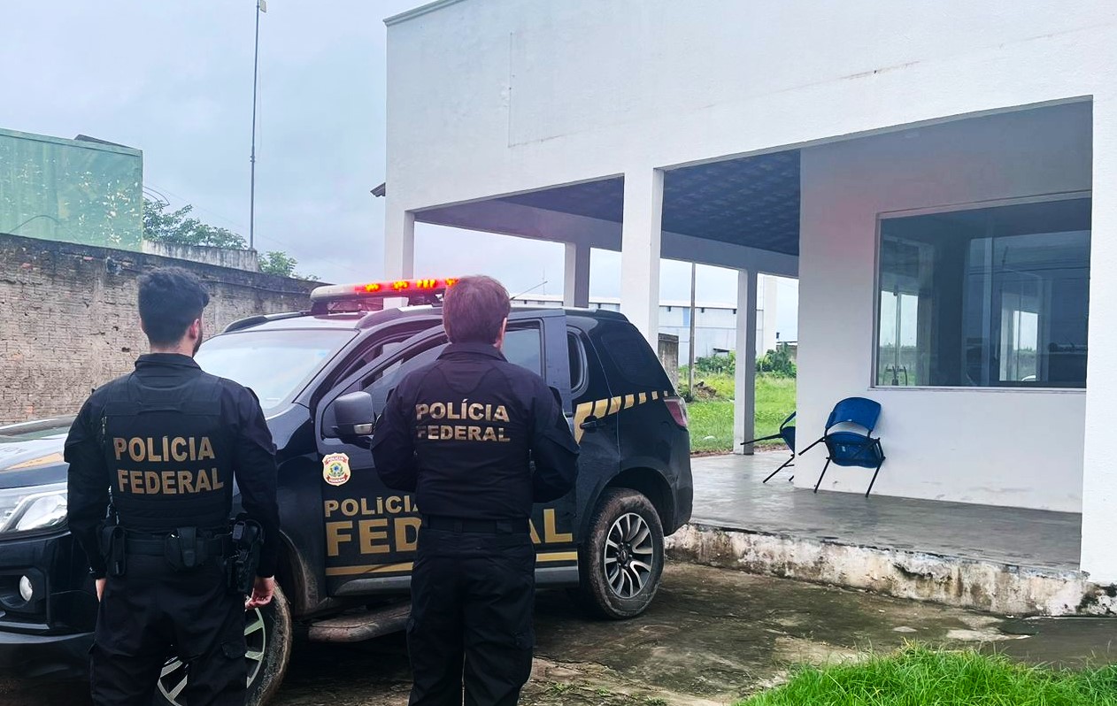 Polícia Federal desarticula grupo criminoso que falsificava diplomas de ensino superior
